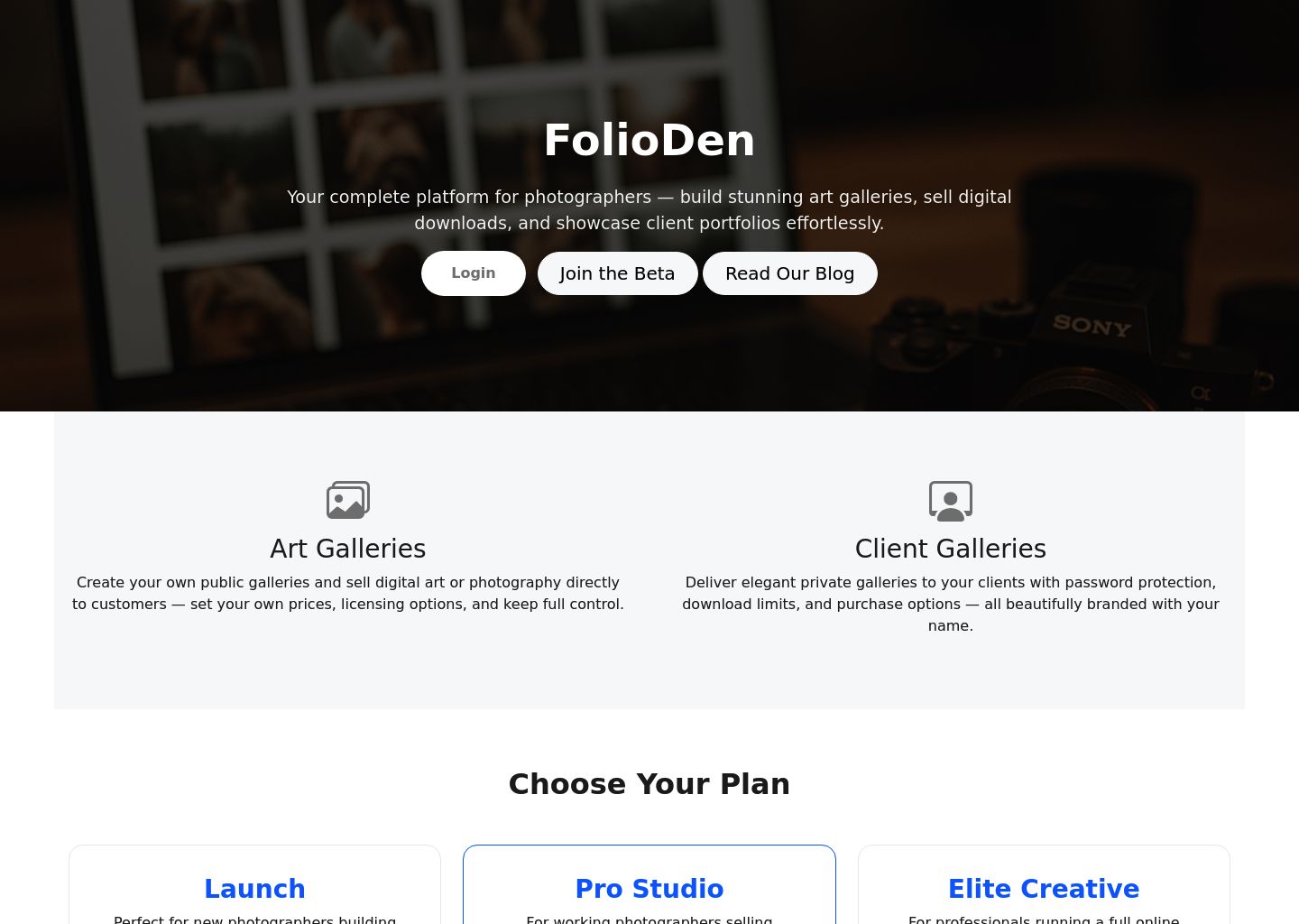 Screenshot of FolioDen homepage